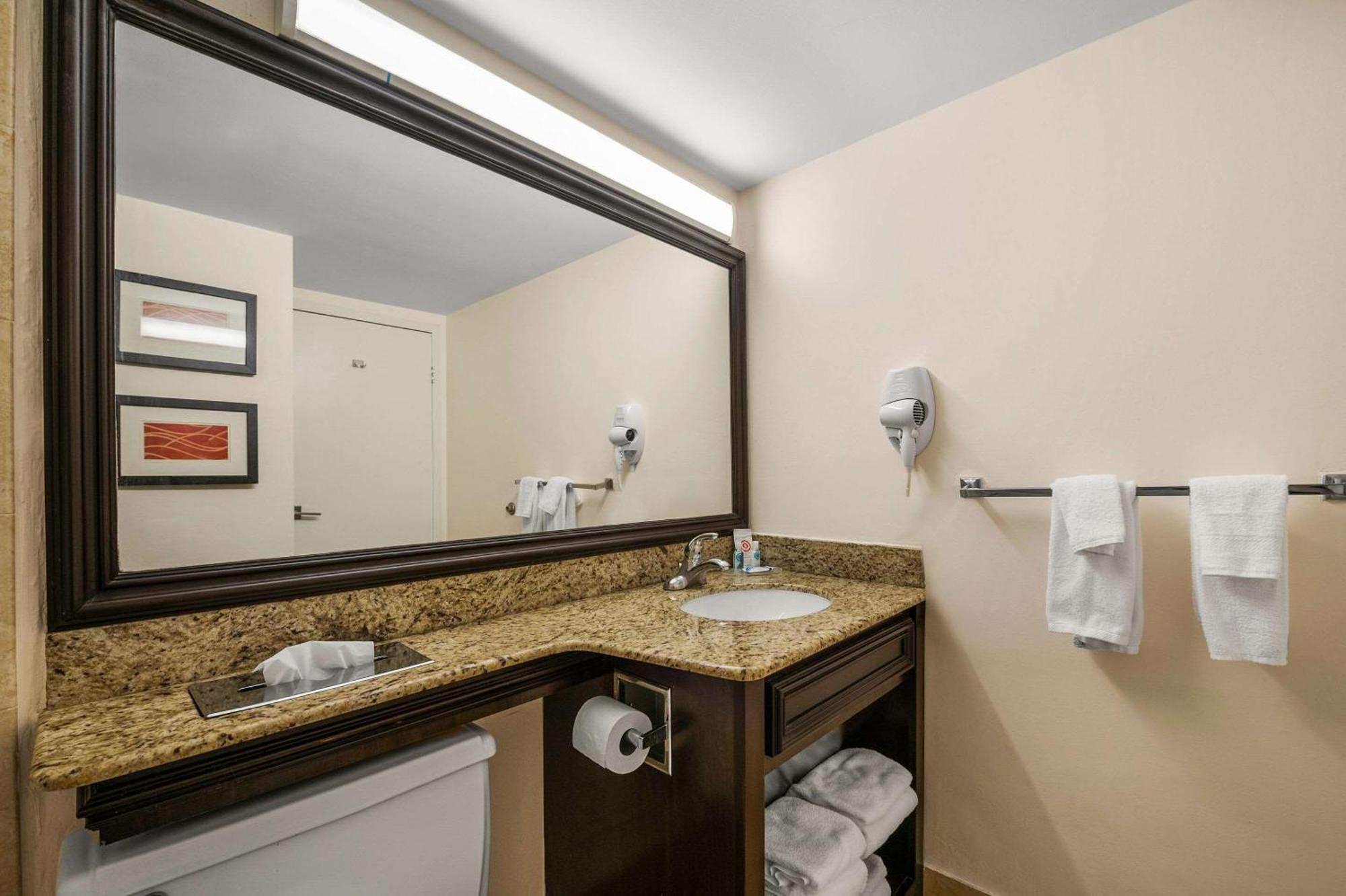 Comfort Inn Oceanside Deerfield Beach Exterior foto
